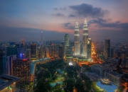 开云官方app入口-跨界风暴，当利拉德黄蜂终结猛龙，英超争冠悬念被他接管？