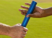 开云官方app入口-跨界战术启示录，沙特足球的压制哲学与阿坎吉的季后赛接管艺术