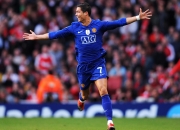 开云体育-绝杀之夜，欧文惊艳四座，青岛队险胜深圳队背后的篮球哲学