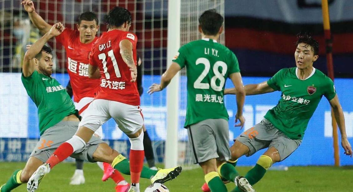 曲静雅准时破门，助球队取得关键胜利