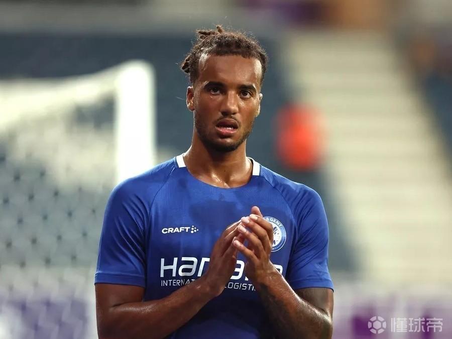 意大利足球新星：拉齐奥年轻球员崭露头角的简单介绍