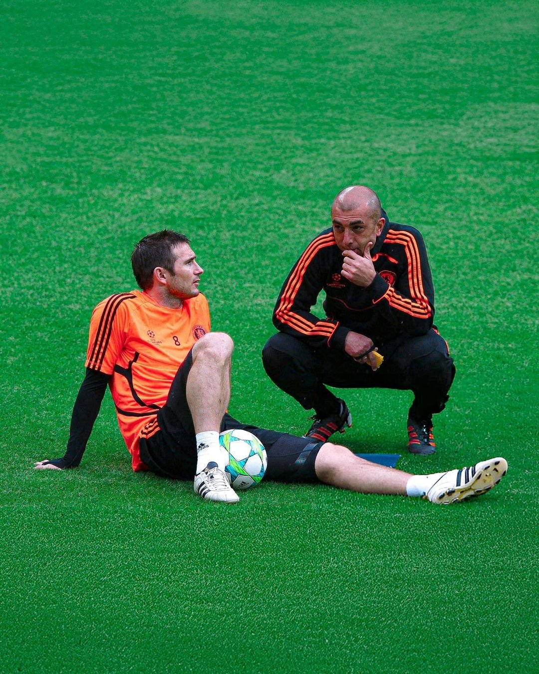 土耳其足球队请教名师进行训练