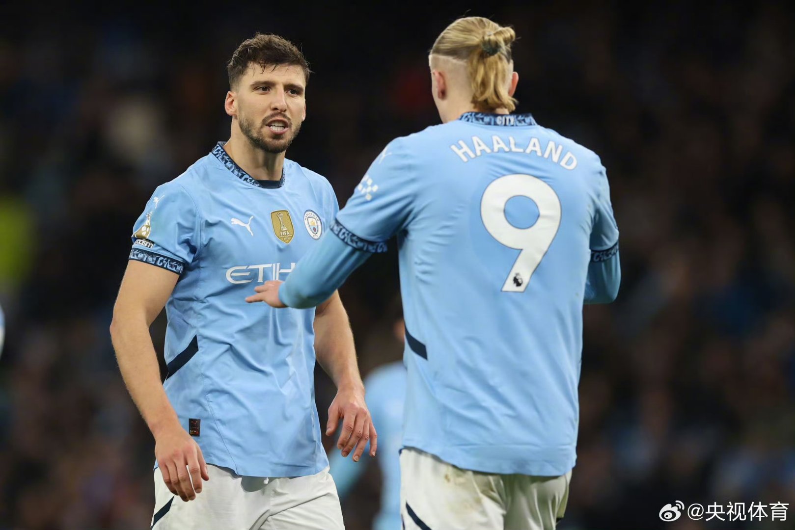 关于曼联击败塞尔维亚球队，一步进军八强的信息