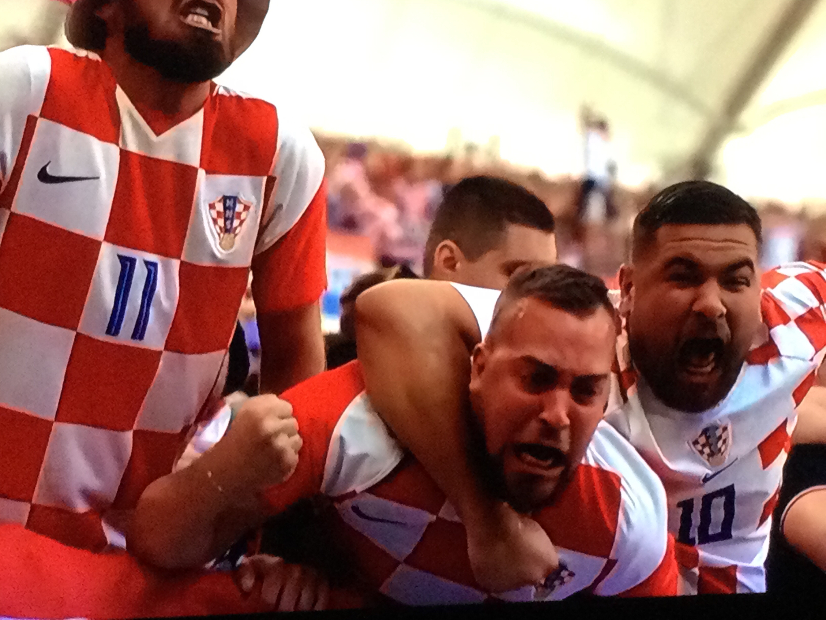 克罗地亚豪取大胜，晋级淘汰赛